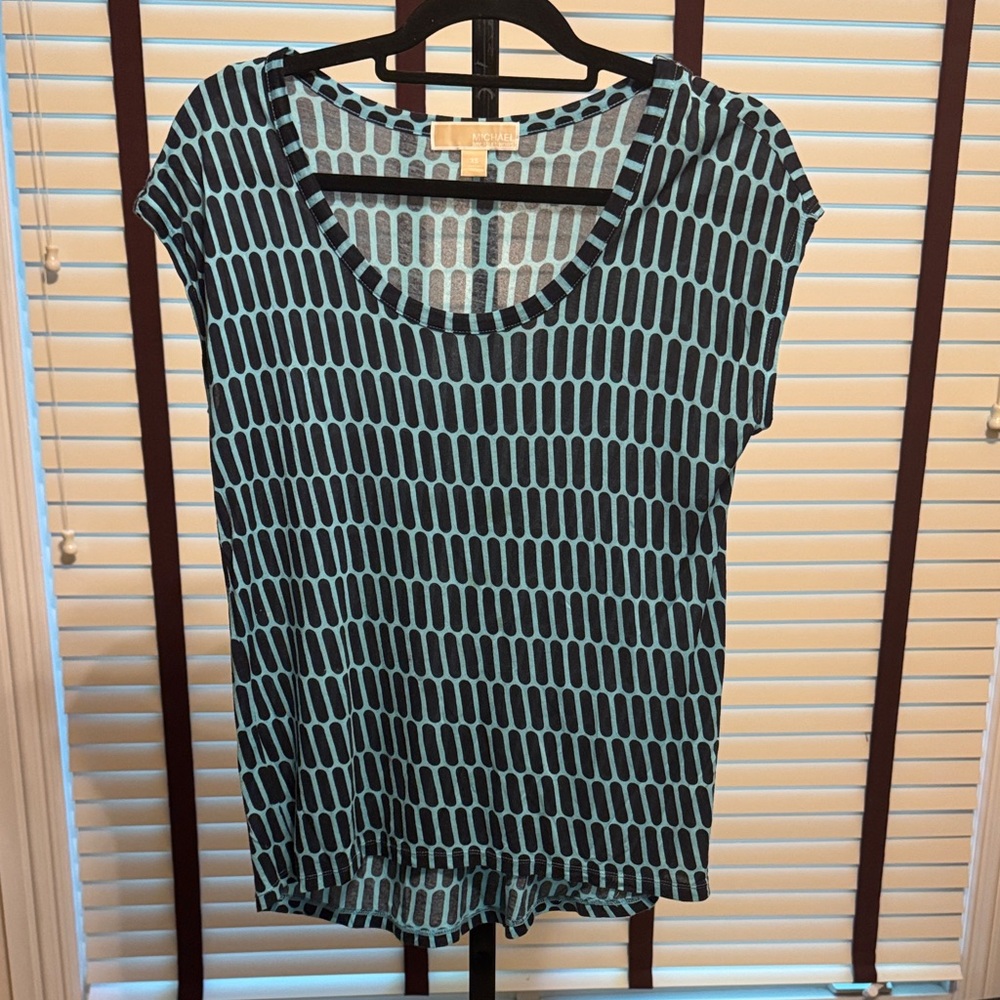 Michael Kors Black and Blue Patterned Short Sleeve Top